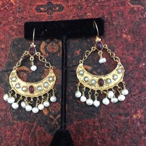 Antique Gold carnelian and pearl earrings